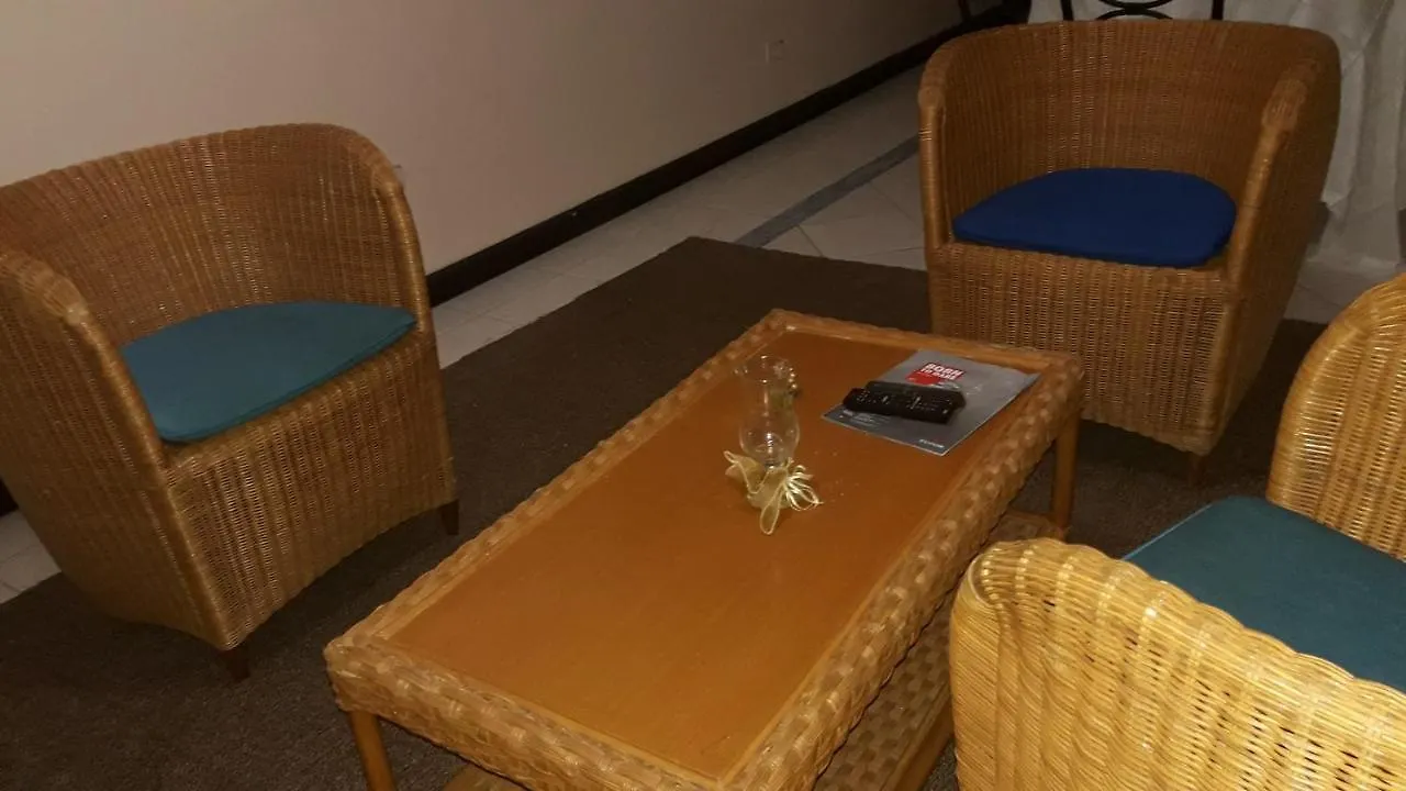 Holiday Spice Apartments Christ Church